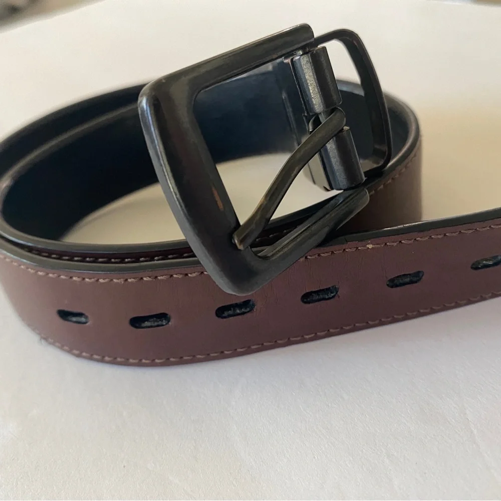 Levi Strauss Reversible Belt Black Brown Kids M 26-28 Vegan Leather Metal Buckle